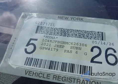 2021 Jeep Grand Cherokee 80Th Anniversary 4X4 z USA, uszkodzony, nr VIN 1C4RJFBGXMC626306